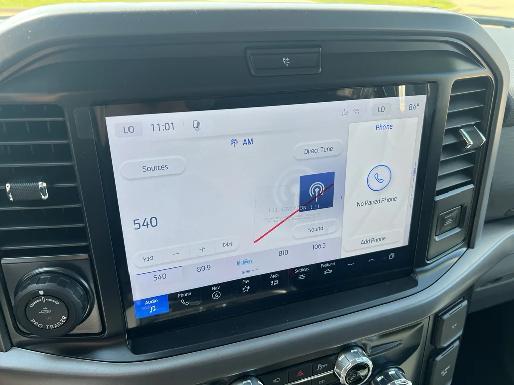 New 2026 Oxford White Ford XLT image 17