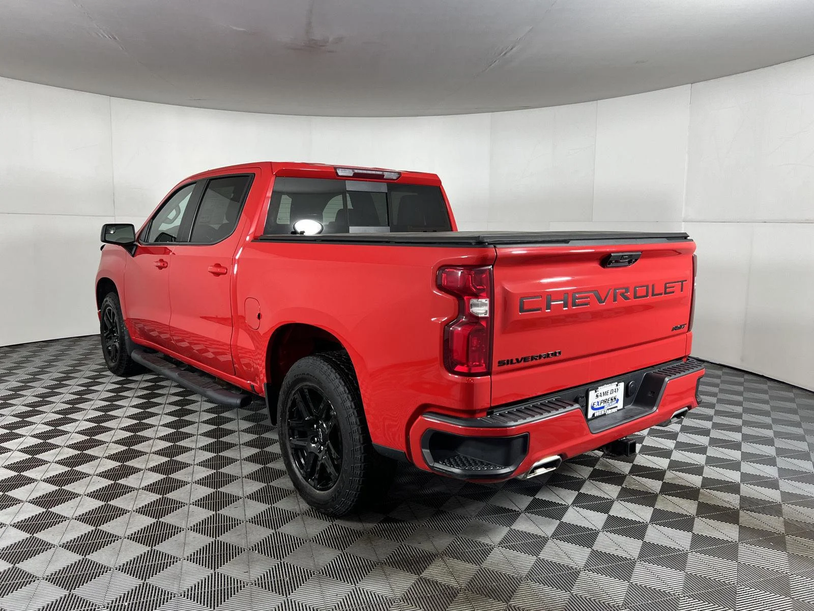 Used 2023 Red Hot Chevrolet RST image 24