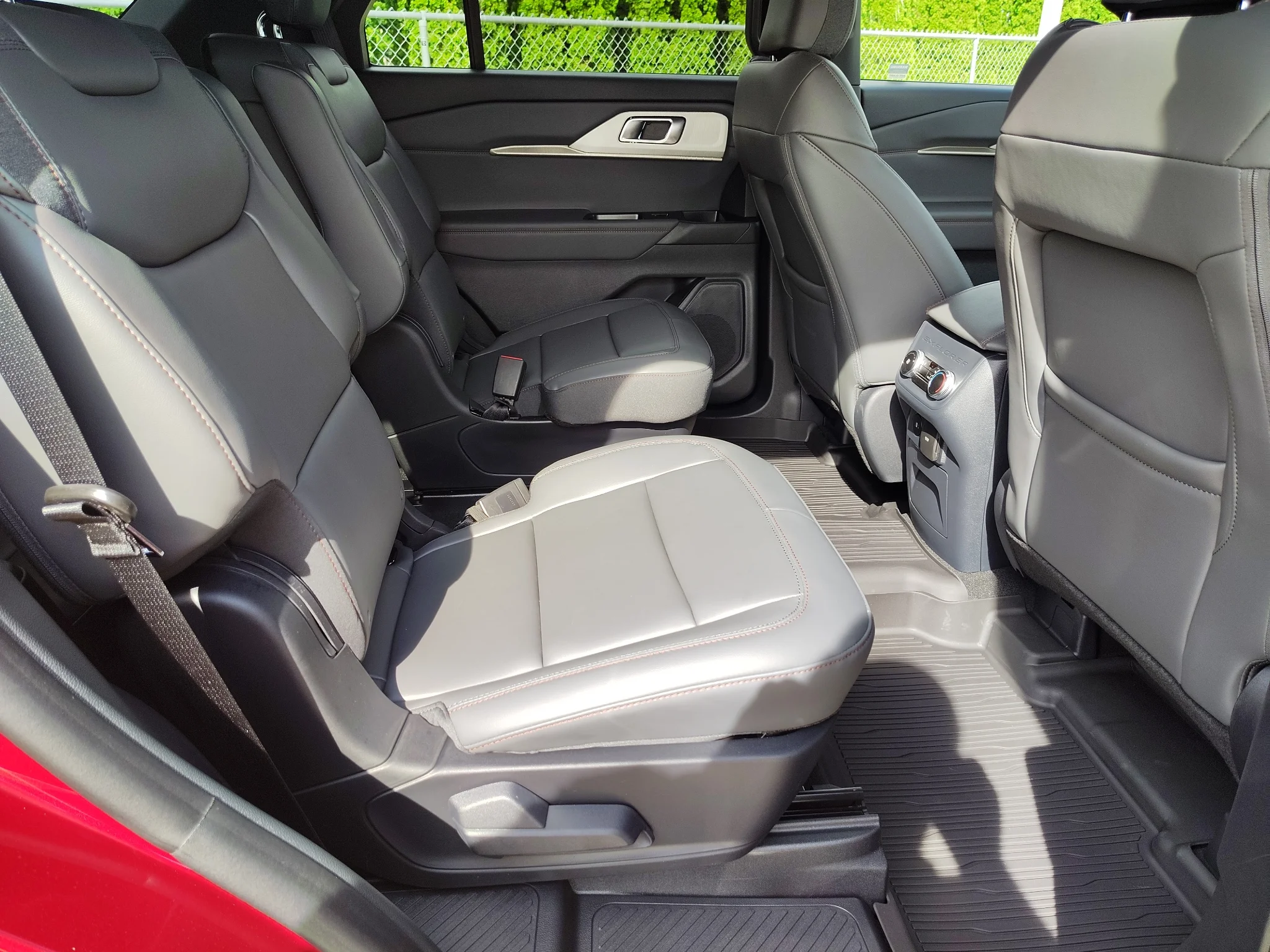 New 2027 Ruby Red Metallic Tinted Clearcoat Ford Active image 14