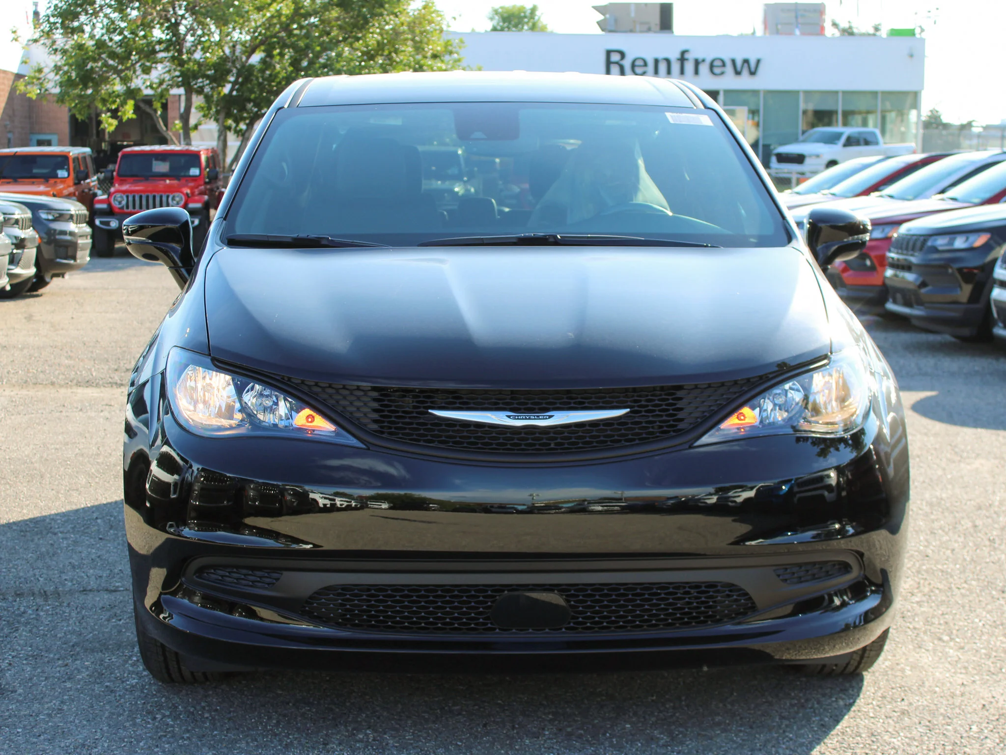 Used 2025 Black Chrysler SXT*, Heated Leather, Remote Start, Apple CarPlay image 6