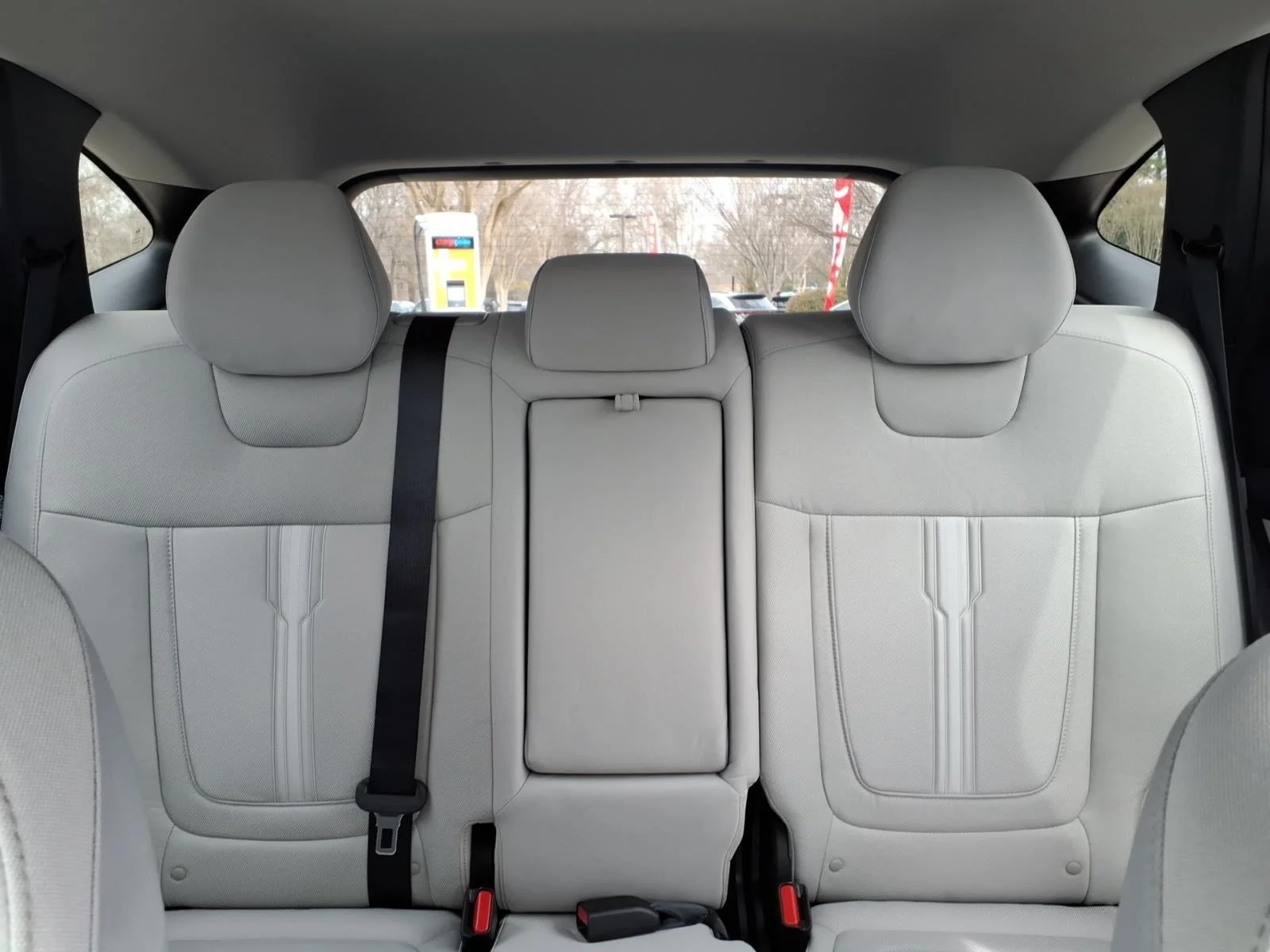 Used 2026 Serenity White Pearl Hyundai SEL image 33