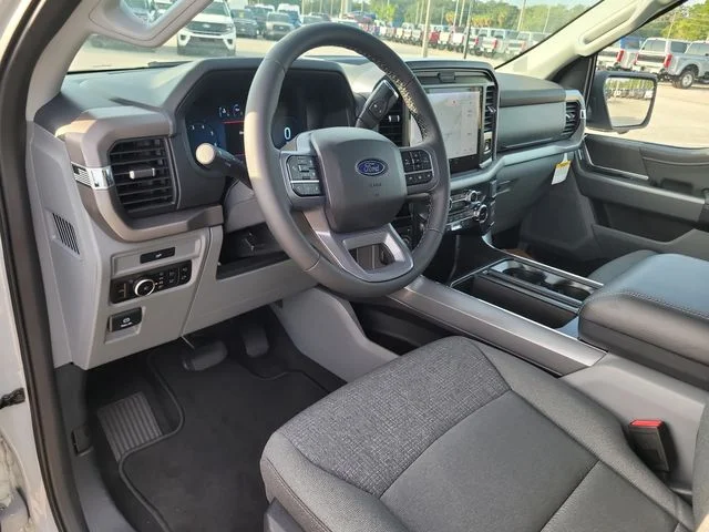 New 2026 Avalanche Ford XLT image 18