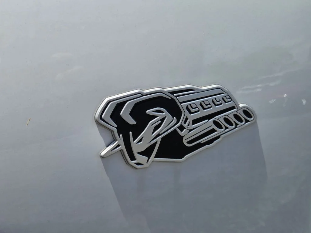 New 2026 Bright White Clear-Coat Exterior Paint RAM Laramie image 15