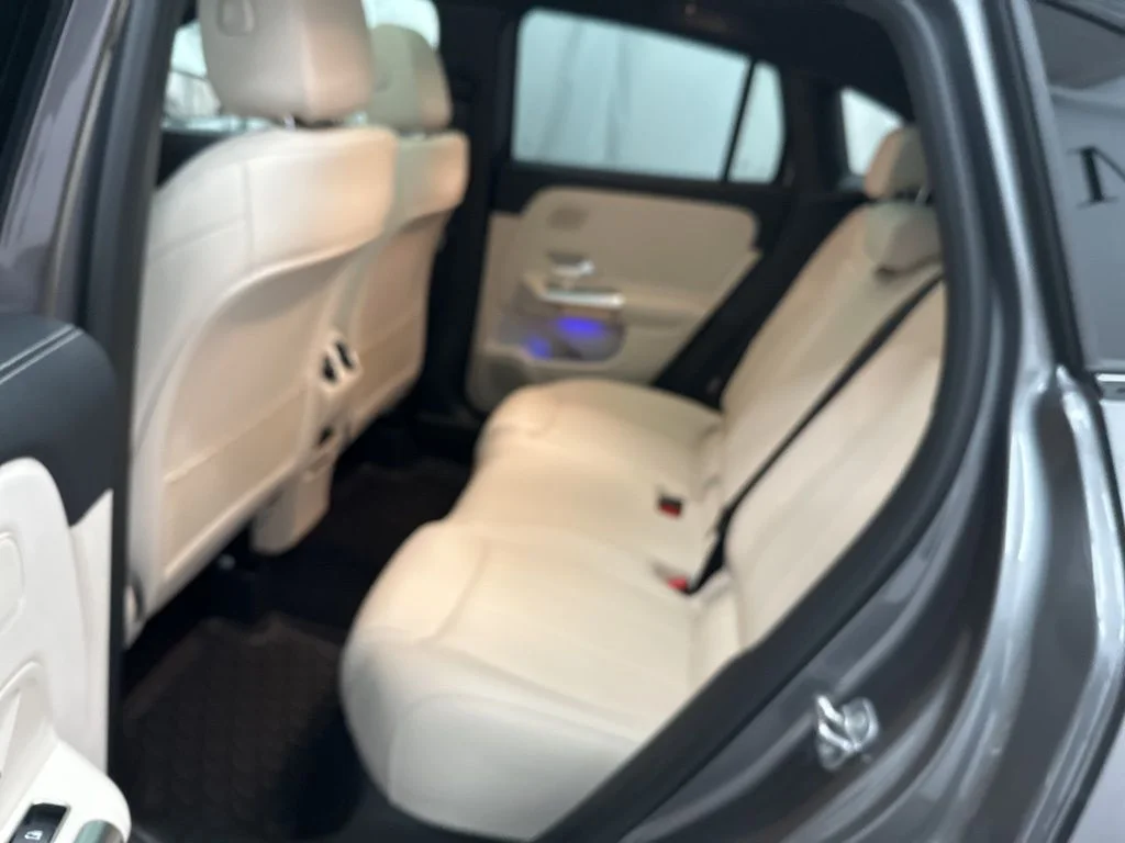 Used 2026 Gray Mercedes-Benz GLA 250 image 23