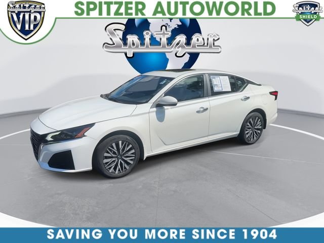 Used 2023 White Nissan 2.5 SV image 5