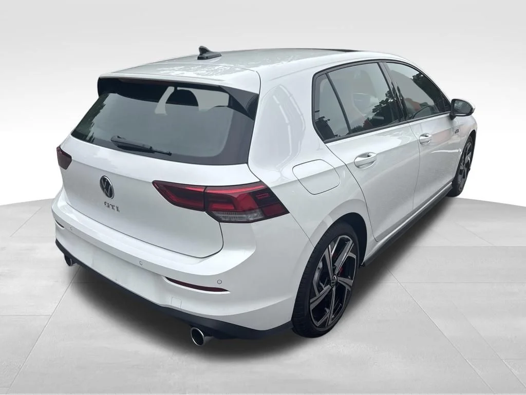 Used 2026 White Volkswagen 2.0T SE image 5