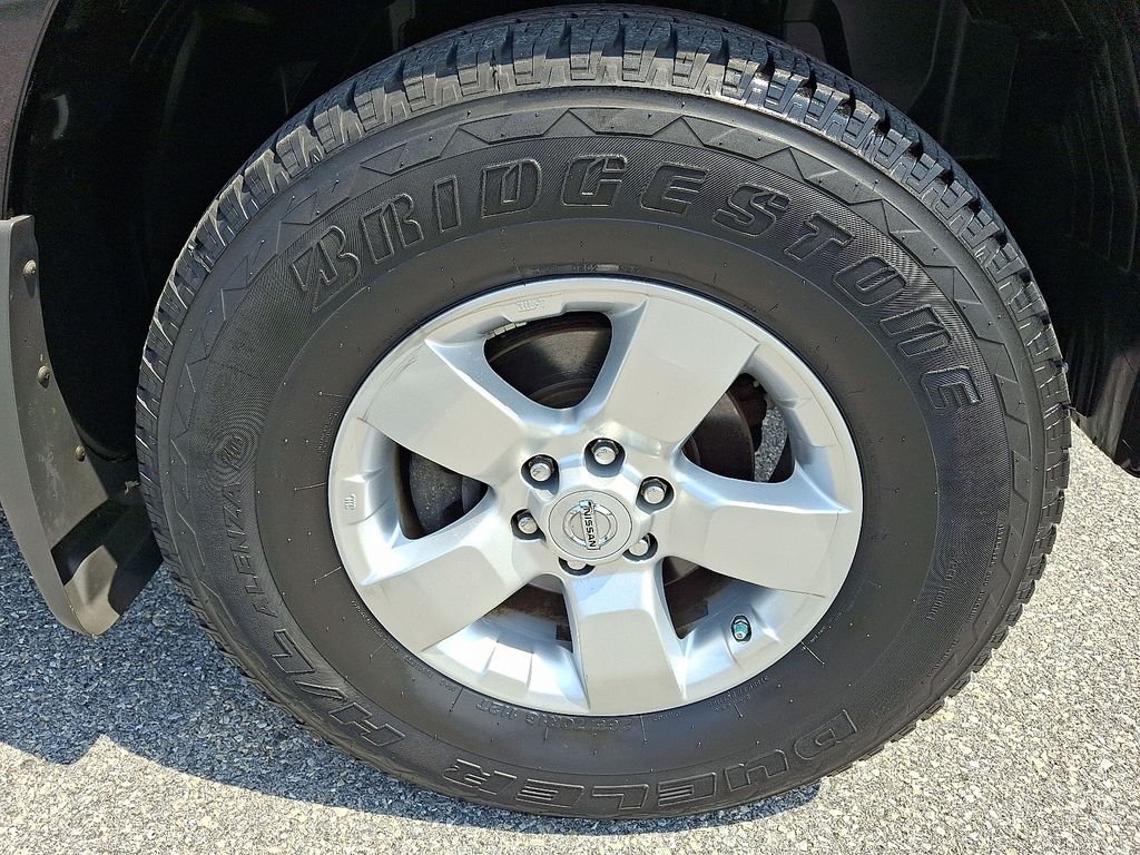 Used 2011 Black Nissan S image 9