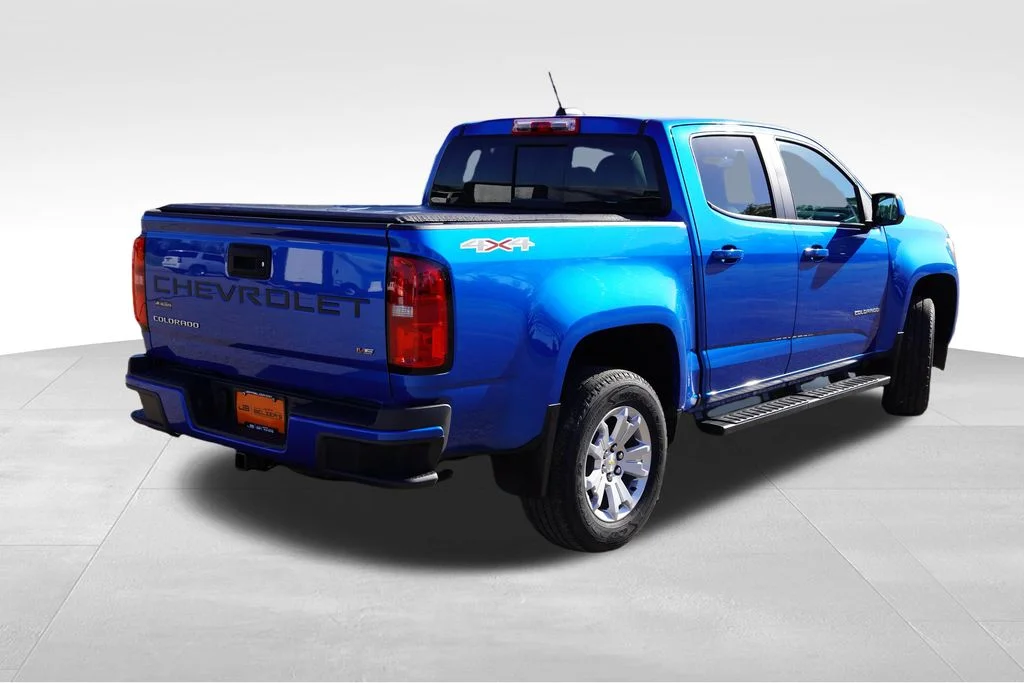 Used 2022 Blue Chevrolet LT image 5