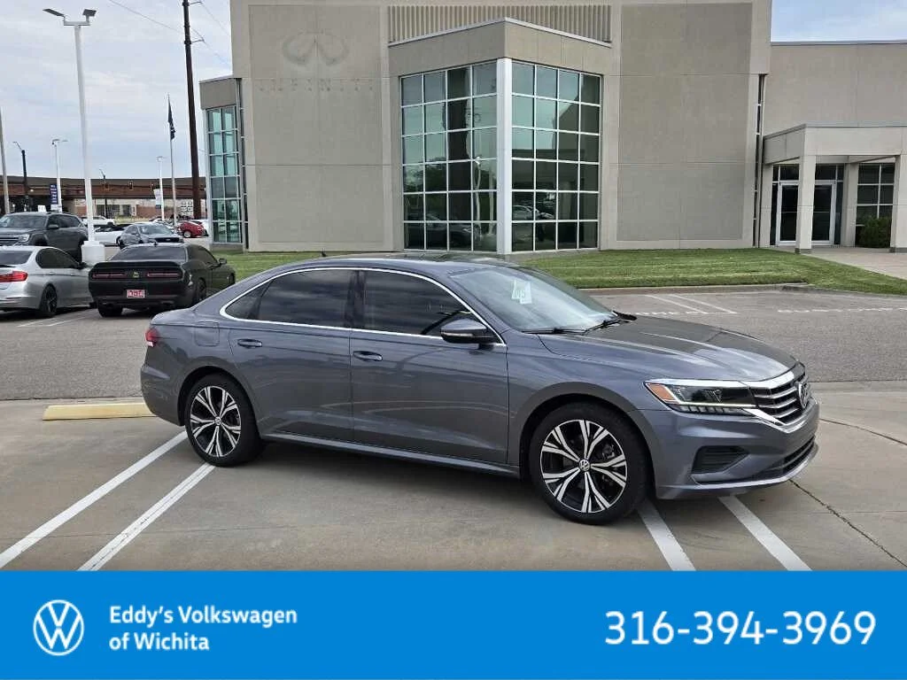 Used 2021 Gray Volkswagen 2.0T SE image 1