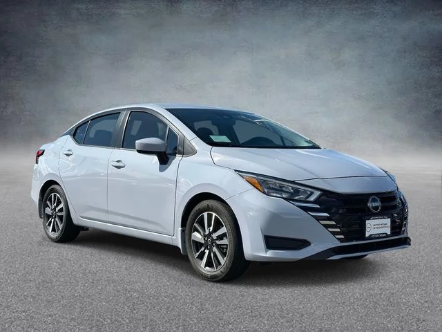 2025 Nissan Versa 1.6 SV CVT's photo