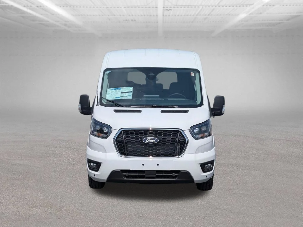 New 2026 Oxford White Ford Passenger Van XLT image 6