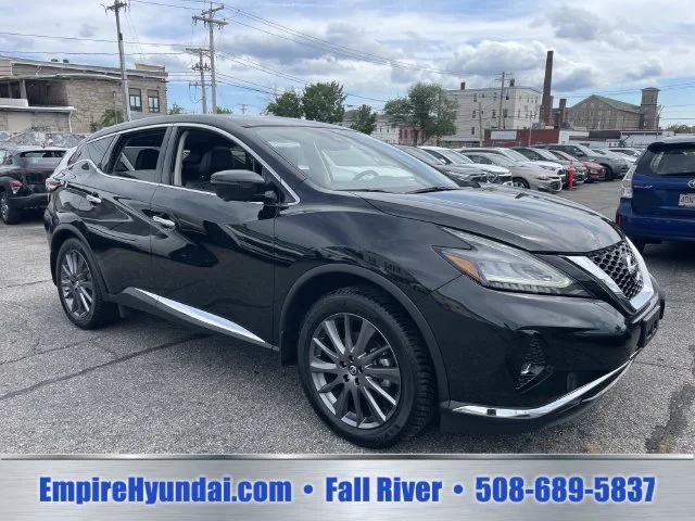Used 2021 Black Nissan SV image 2