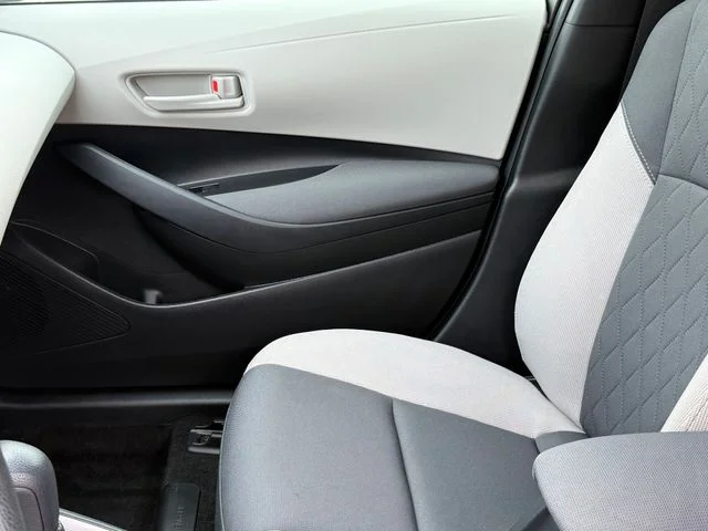 Certified Used 2025 White Toyota LE image 13