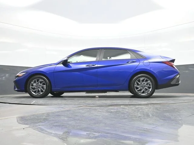 Used 2024 Blue Hyundai SEL image 20