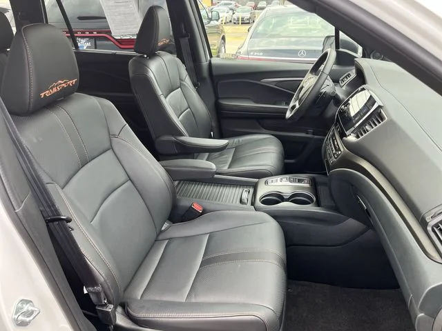 Used 2023 White Honda TrailSport image 27
