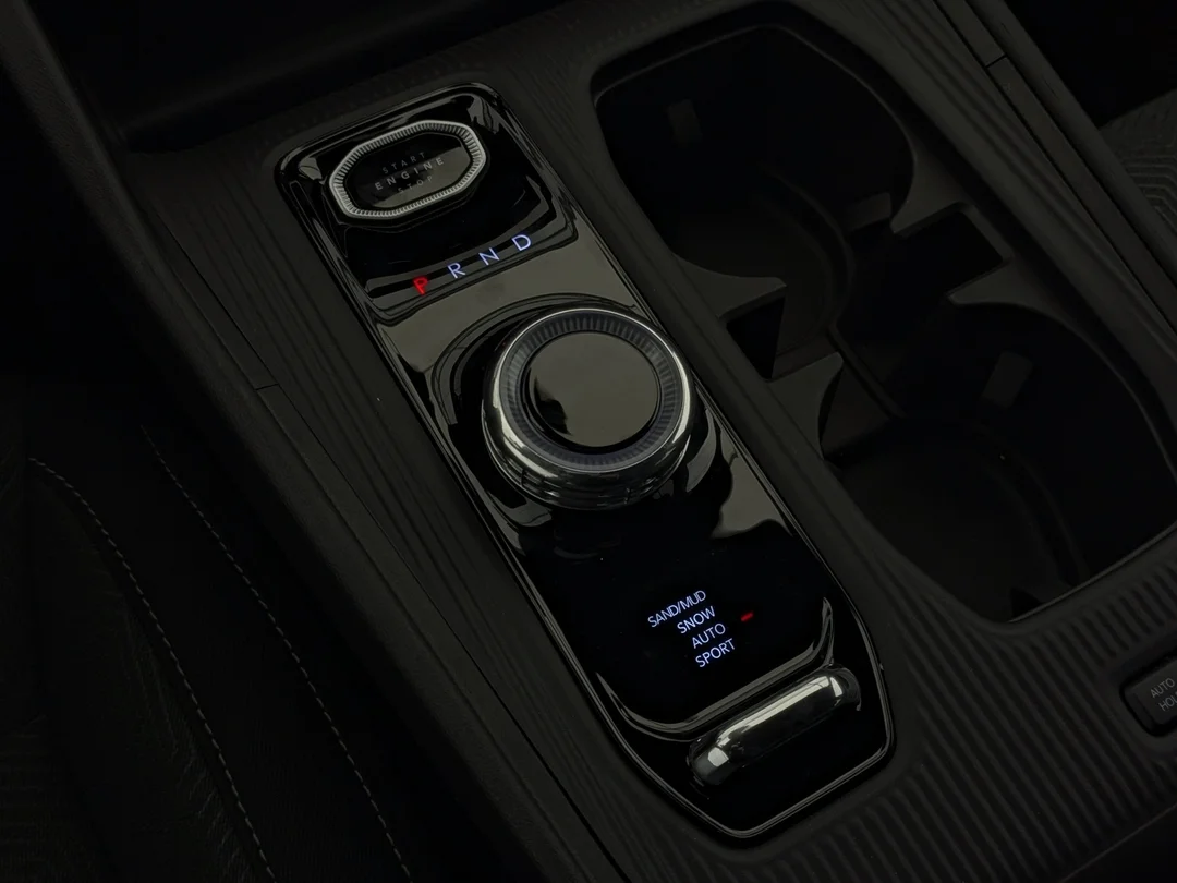 New 2026 Black Jeep Laredo - - 4x4 - Pkg 23F - Mopar Protect Pkg - Compact Spare - 1.6L Turbo Hybrid & More! image 21