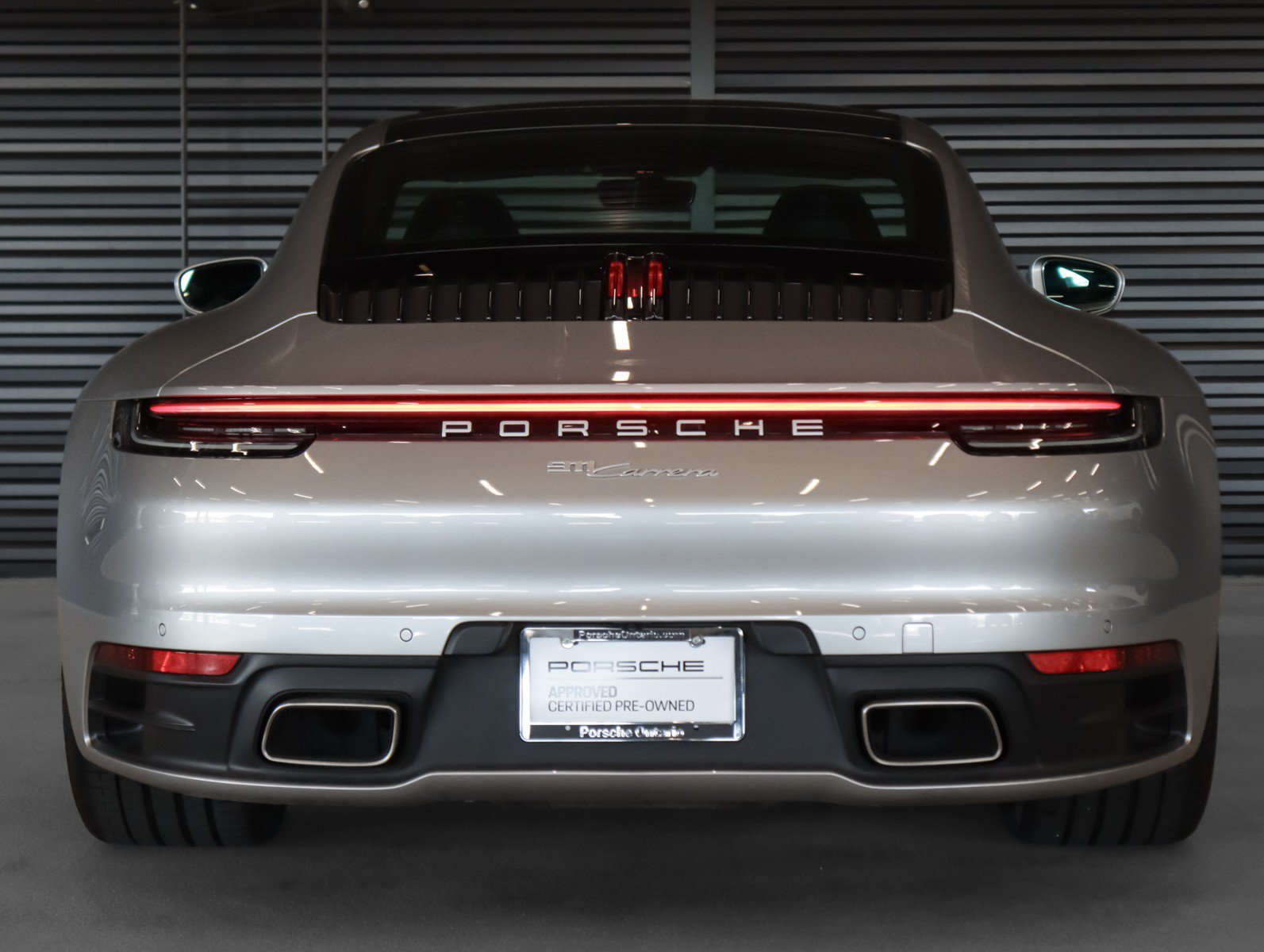 Used 2023 Gt Silver Metallic Porsche Carrera Coupe image 9