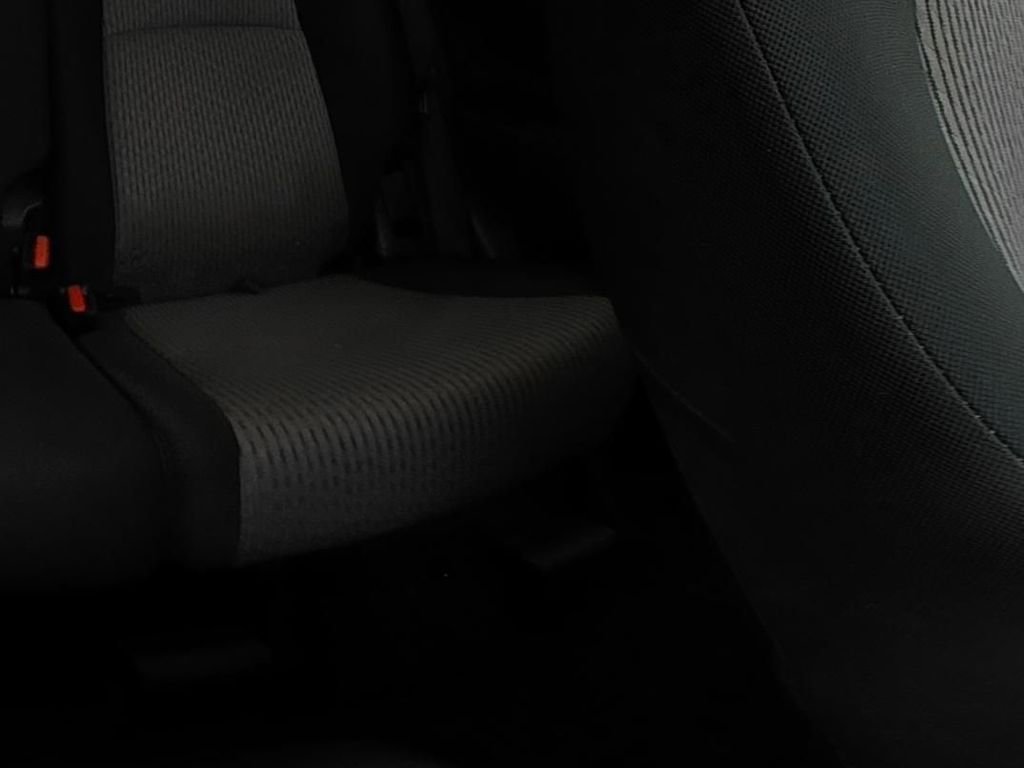 Used 2020 White Toyota SR5 image 14