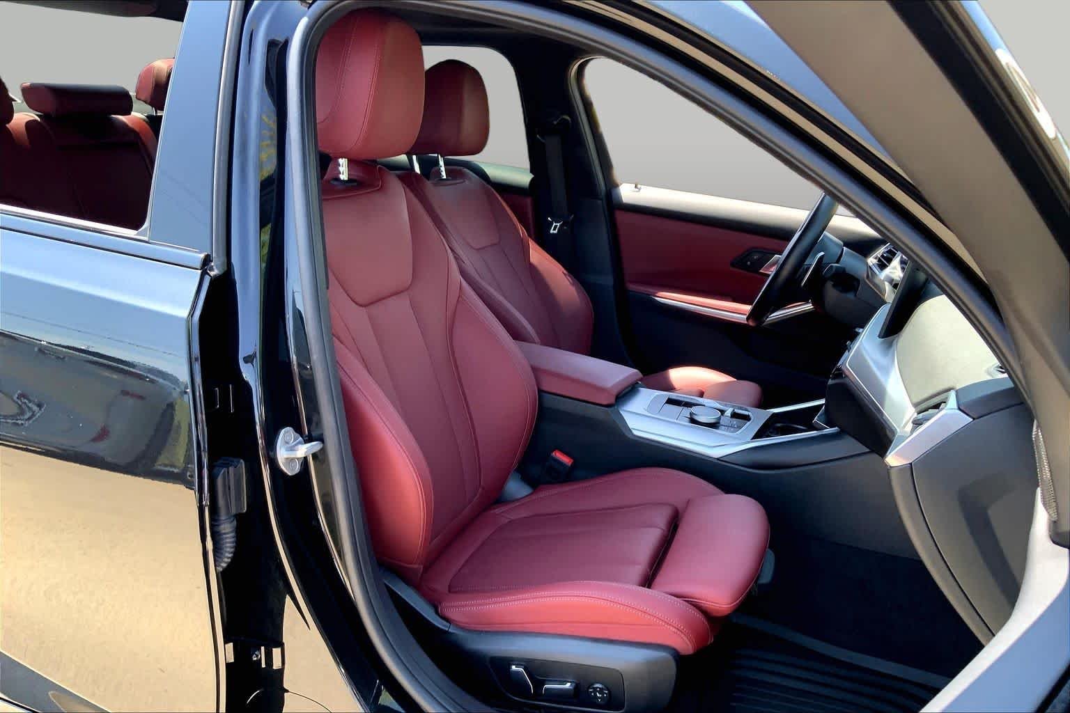 Used 2024 Black Sapphire Metallic BMW M340i xDrive image 8