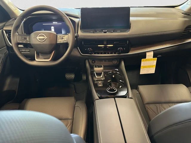 New 2026 White Nissan Platinum image 11