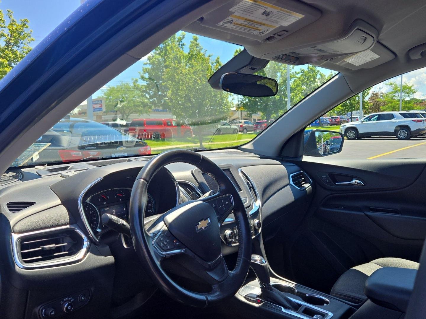 Used 2020 Pacific Blue Metallic Chevrolet LT image 3