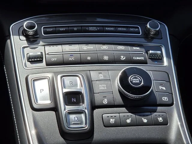 Used 2023 Gray Hyundai Calligraphy image 14