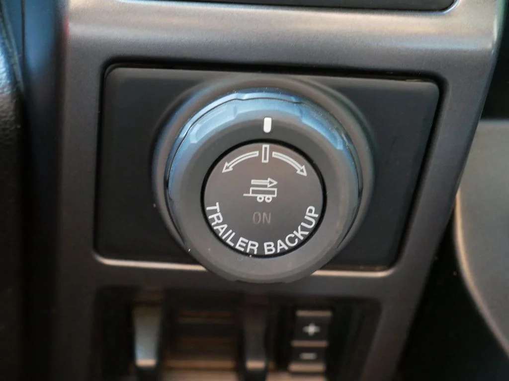 Used 2018  Ford XLT image 26