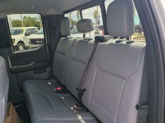 2025 Ford F-350 Super Duty Chassis Cab XL - Photo 13