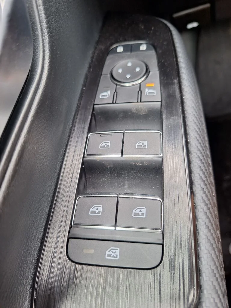 Certified Used 2025 Black Nissan SR image 19