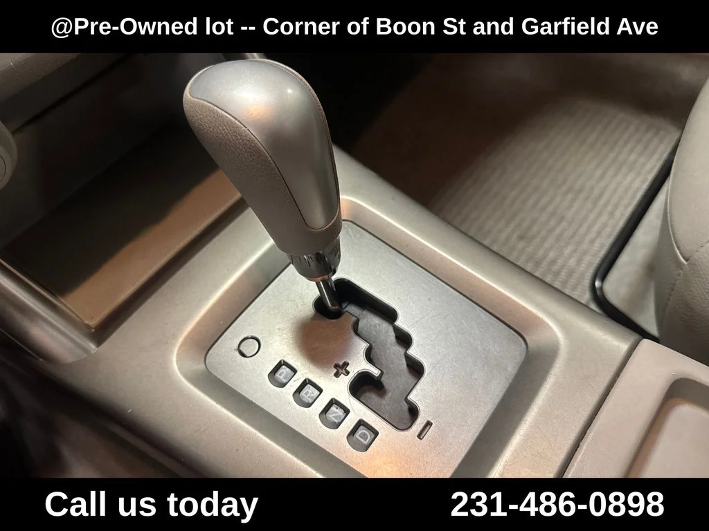 Used 2010 Silver Subaru 2.5X image 25