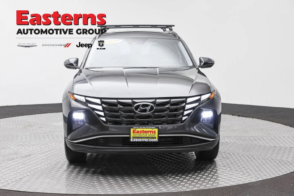 Used 2024 Gray Hyundai SEL image 4