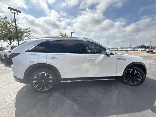 Used 2024 White Mazda Premium image 4