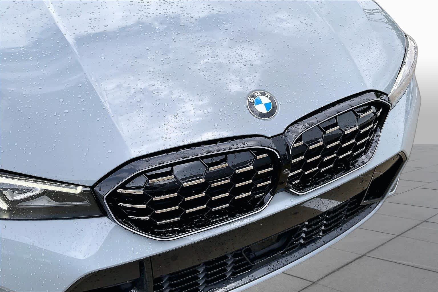 Used 2025 Brooklyn Grey Metallic BMW M340i image 30