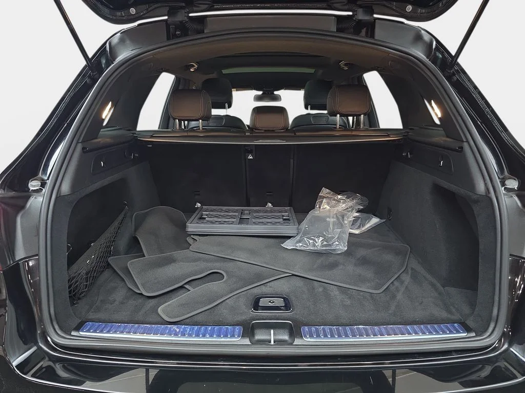 Used 2019 Black Mercedes-Benz GLC 300 image 14