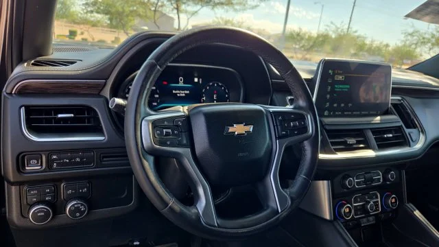 Used 2023 Gray Chevrolet LT image 9