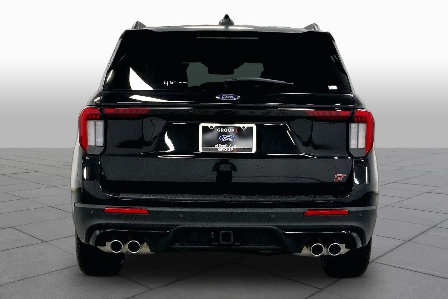 New 2026 Agate Black Metallic Ford ST image 4