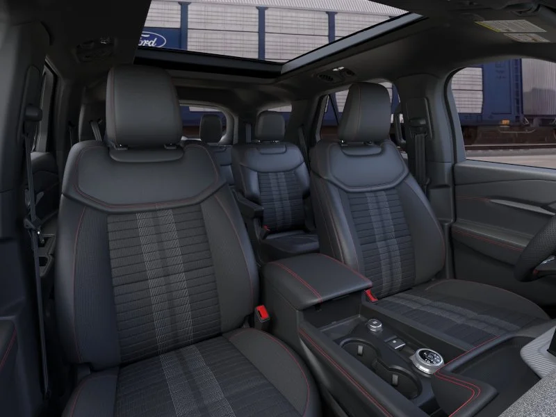 New 2026 Space White Metallic Ford ST-Line image 10