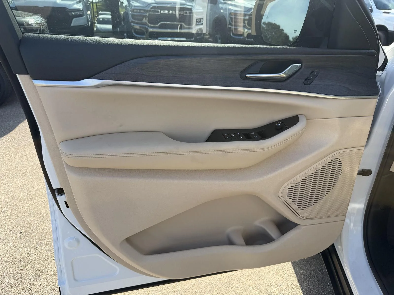Used 2025 Bright White Clearcoat Jeep Limited image 16