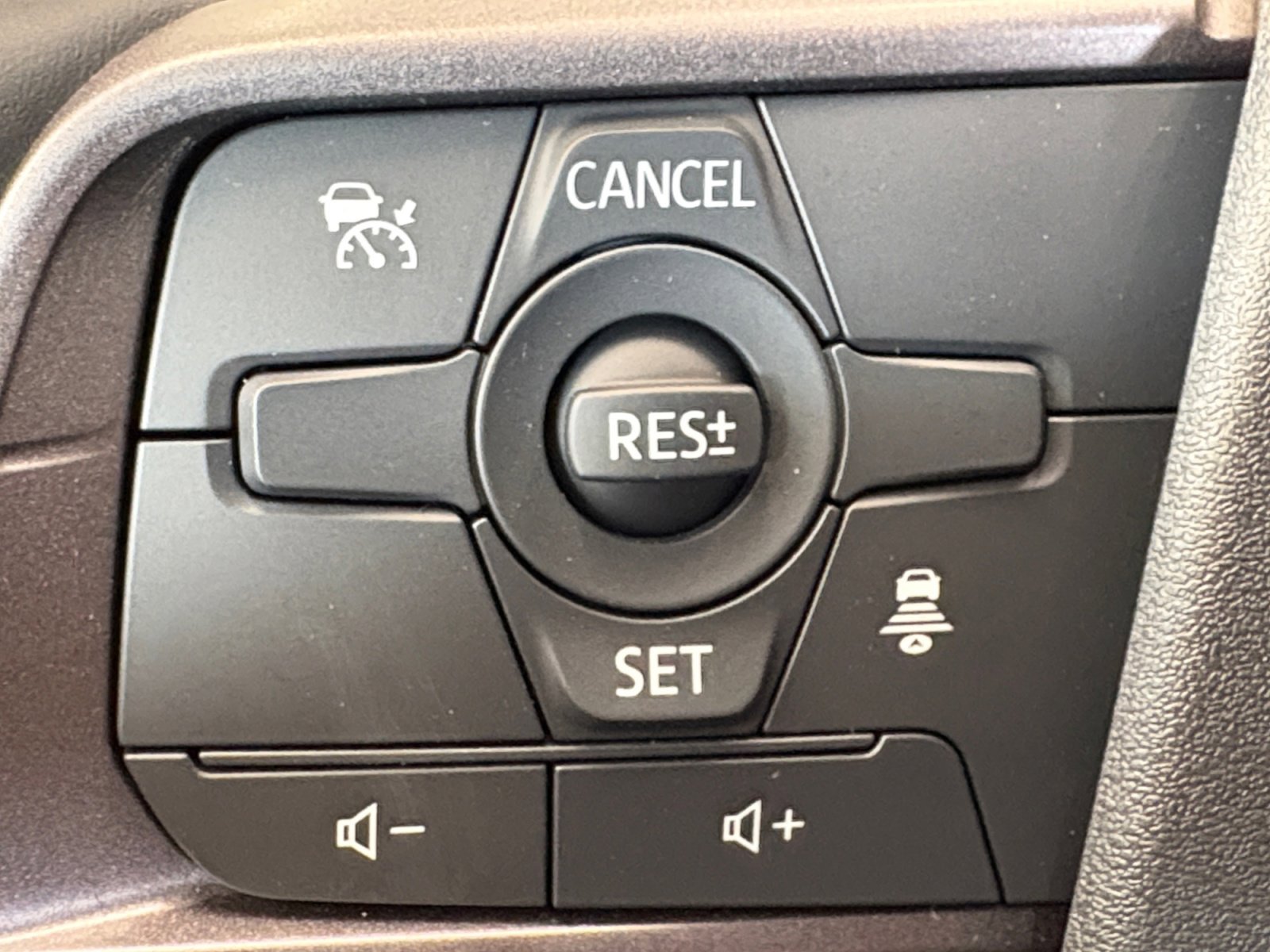 2026 Nissan Sentra SR - Photo 20