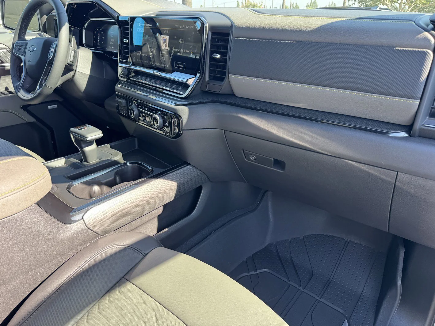 2026 Chevrolet Silverado 1500 ZR2 - Photo 7