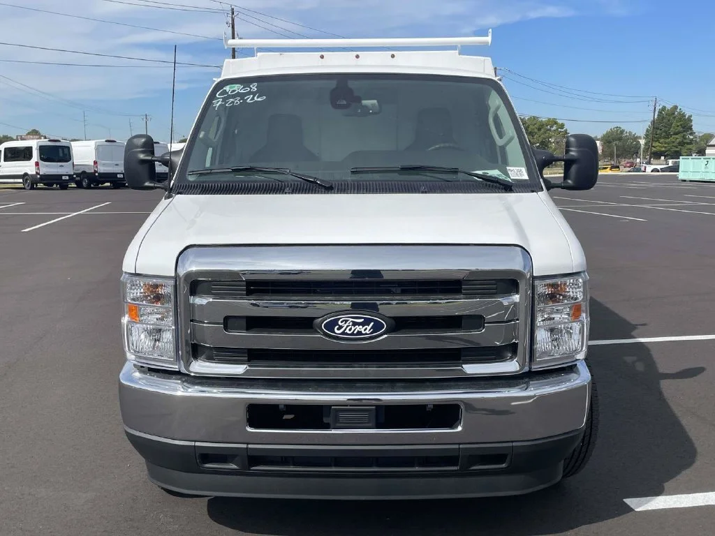 New 2027 White Ford Base image 8