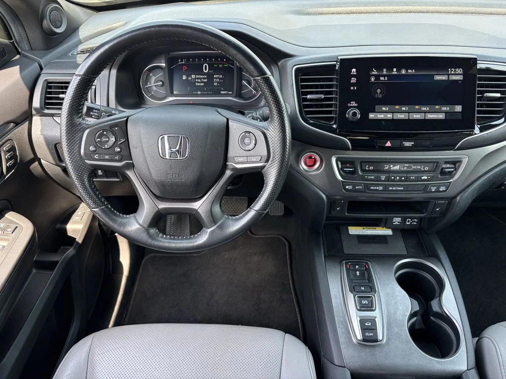 Used 2022 Silver Honda EX-L image 3