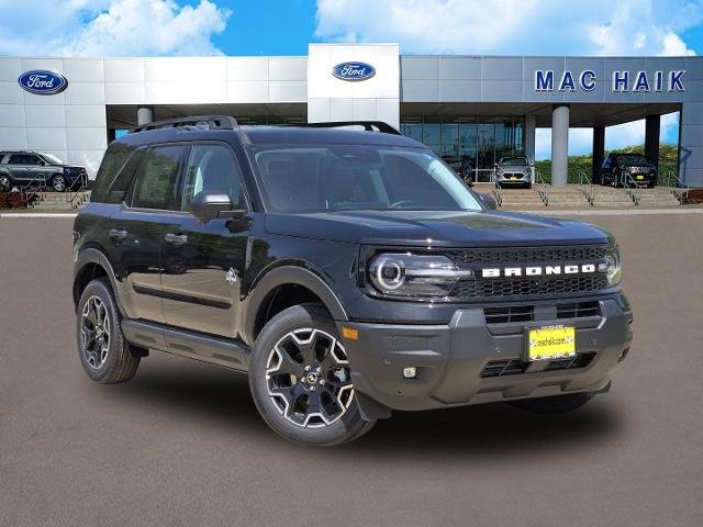 New 2026 Shadow Black Ford Outer Banks® image 21