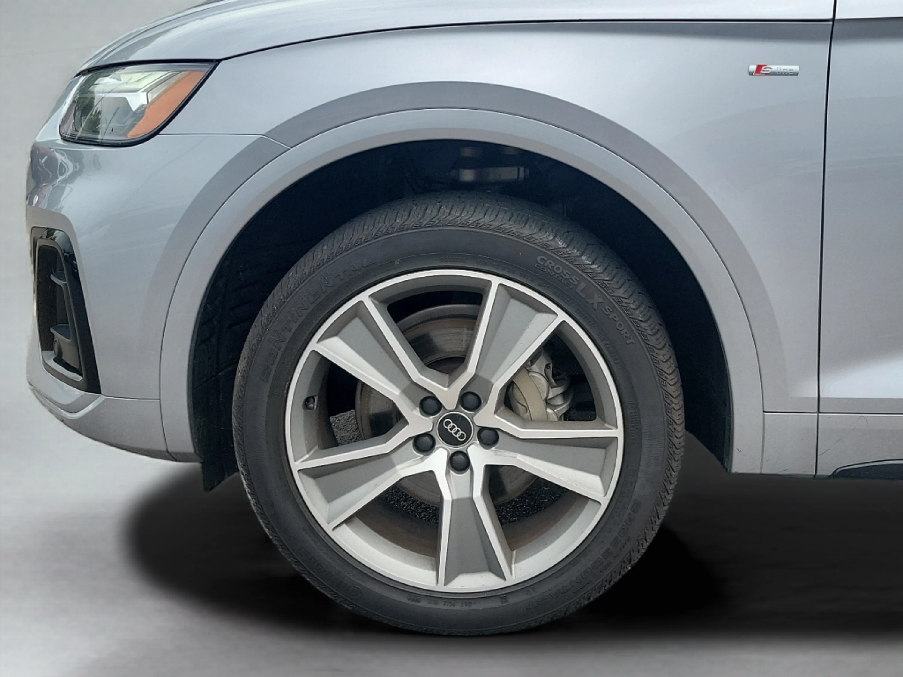 Used 2025 Silver Audi S line Premium image 34