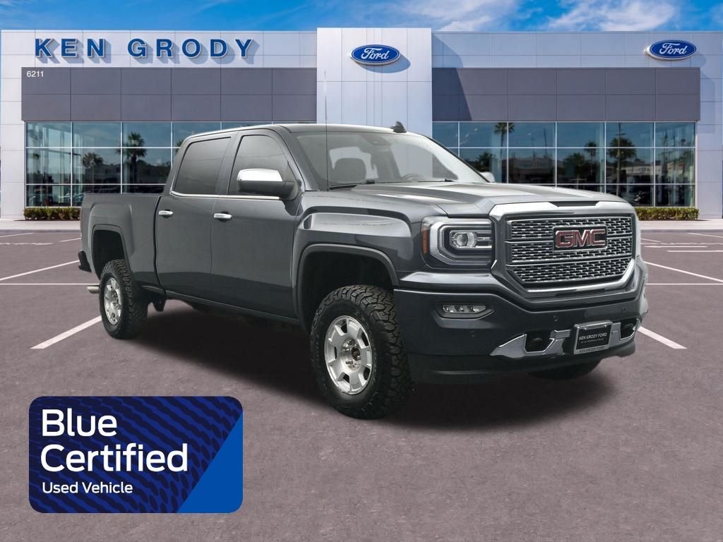 2018 GMC Sierra 4WD Crew Cab Short Box's photo