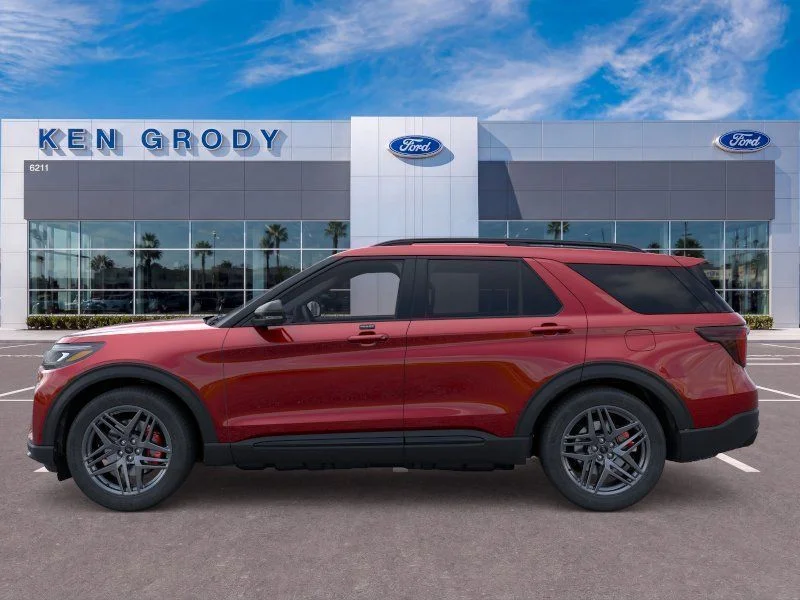 New 2026 Rapid Red Metallic Tinted Clearcoat Ford ST image 11