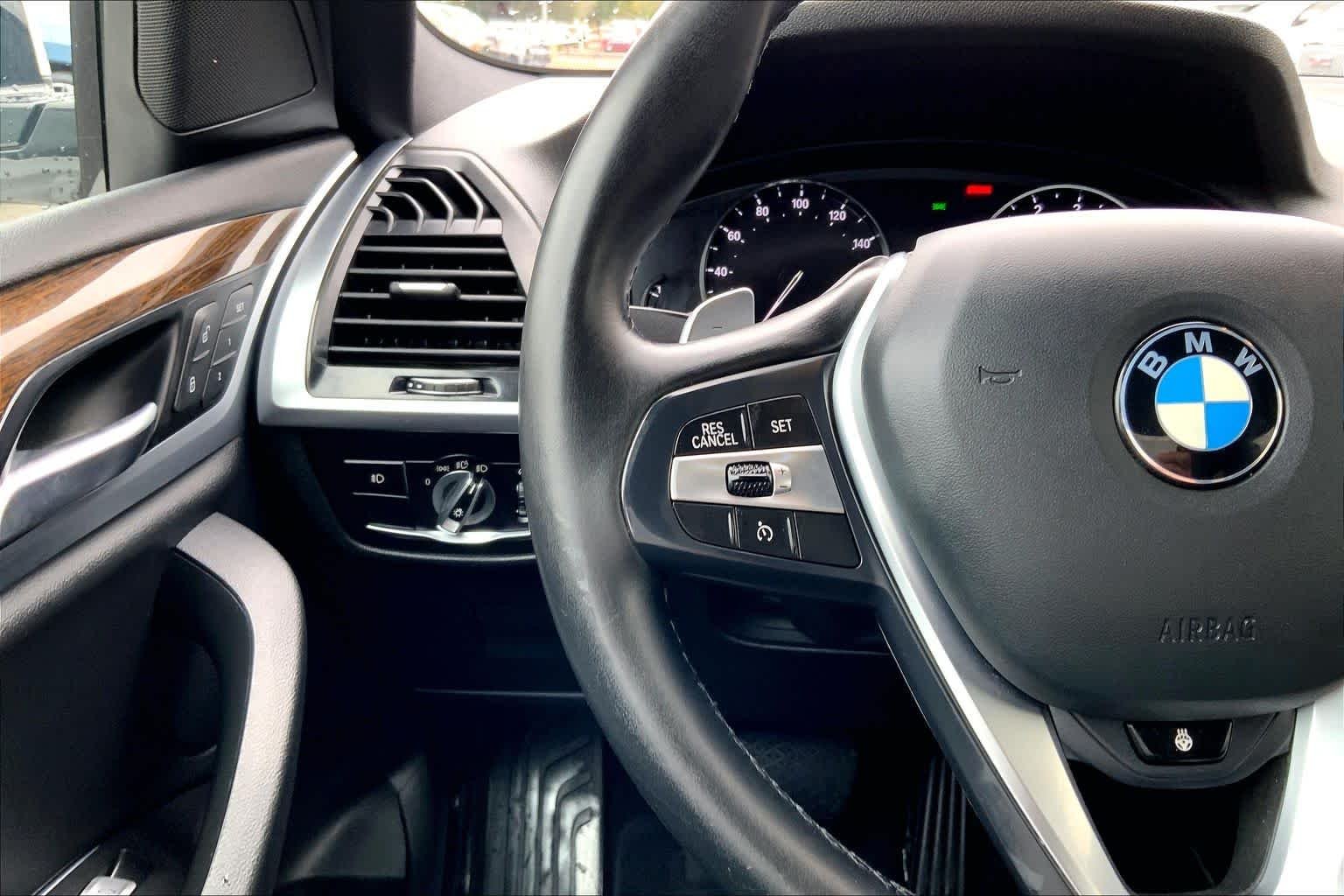 Used 2020 Alpine White BMW xDrive30i image 23