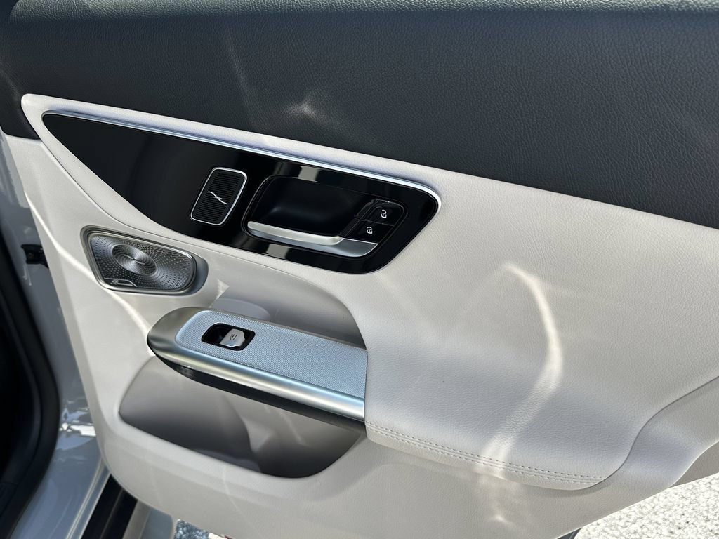 New 2027 MANUFAKTUR Alpine Grey Mercedes-Benz GLC 350e image 56