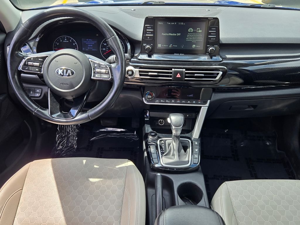 Used 2021 Blue Kia EX image 27