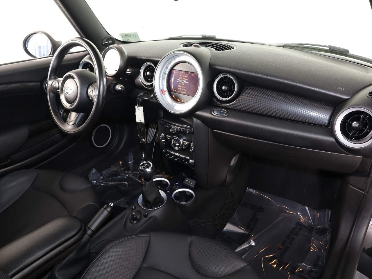 Used 2013 Midnight Black Metallic MINI Cooper S image 15